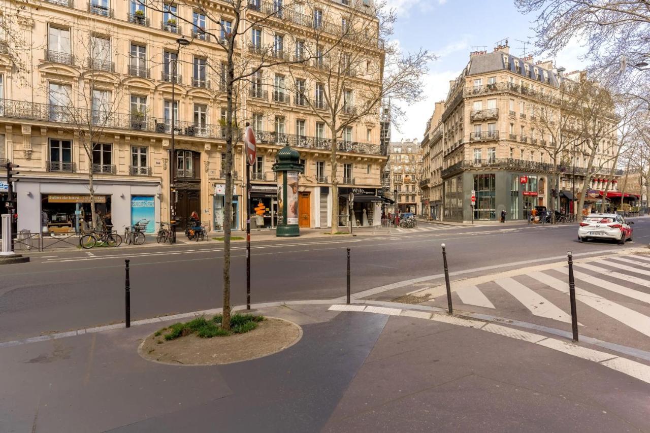 Bright And Homely 1 Bedroom Rooftop Apartment In The Marais In París Exterior foto